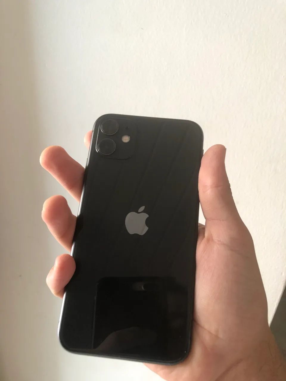 iPhone 11 nunca aberto 