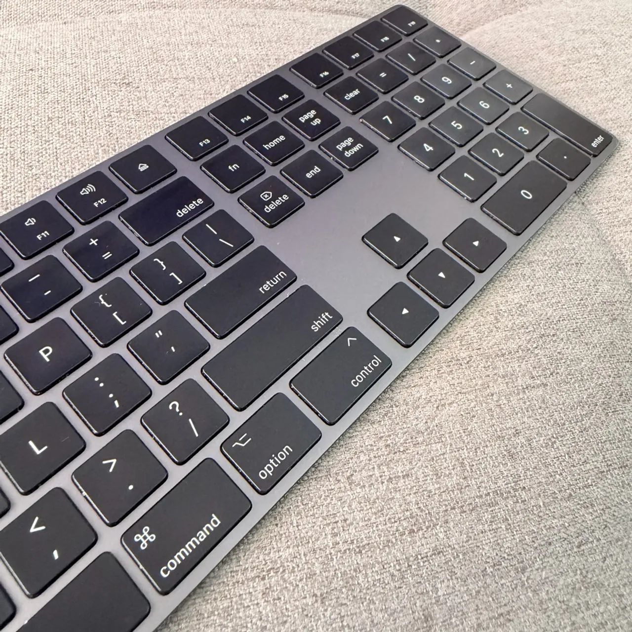 Teclado Numérico Apple Magic Keyboard Preto A1843 Lightining - Foto 2