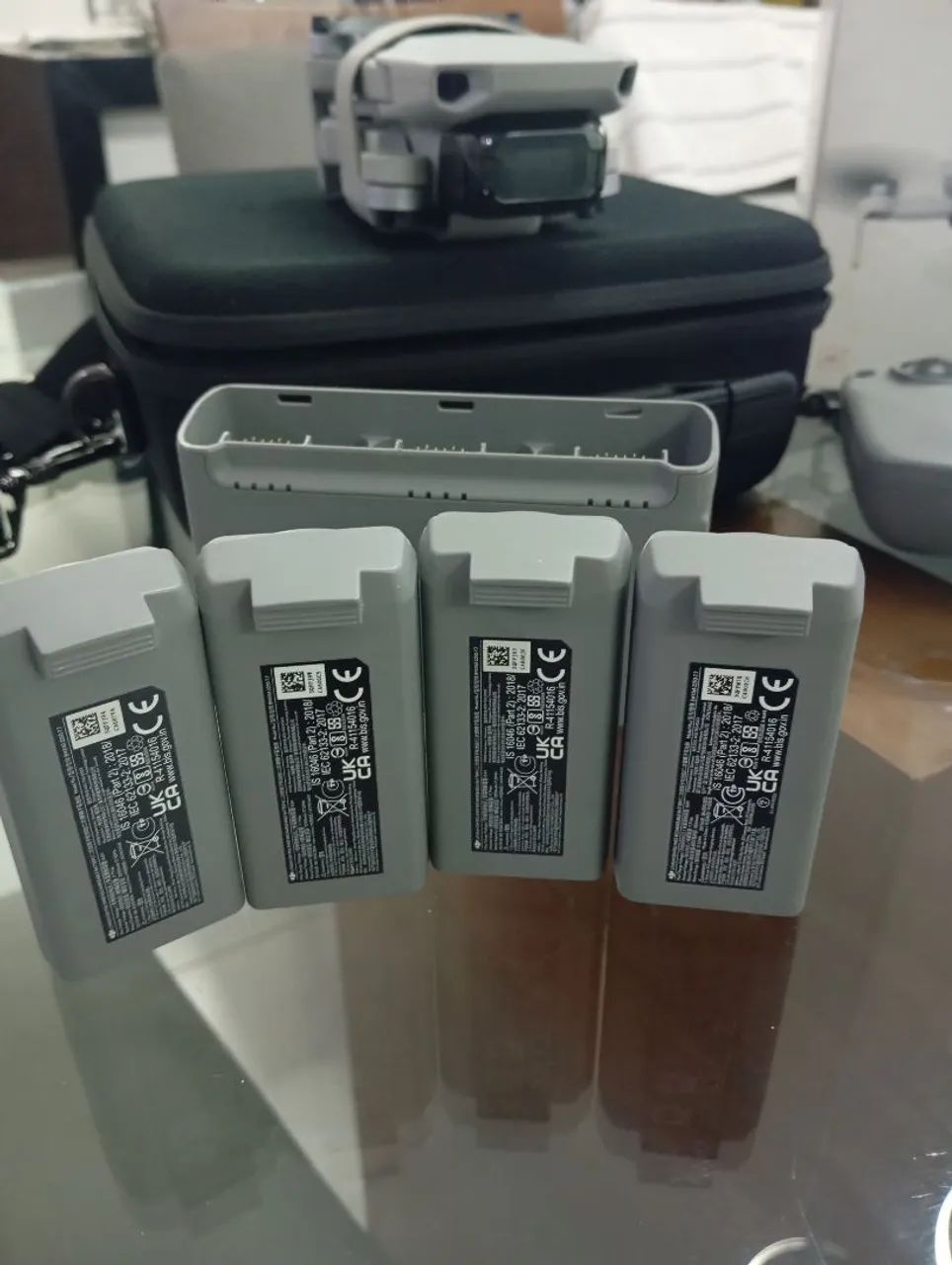 Drone dji mini 4k completo 4 baterias  - Foto 2