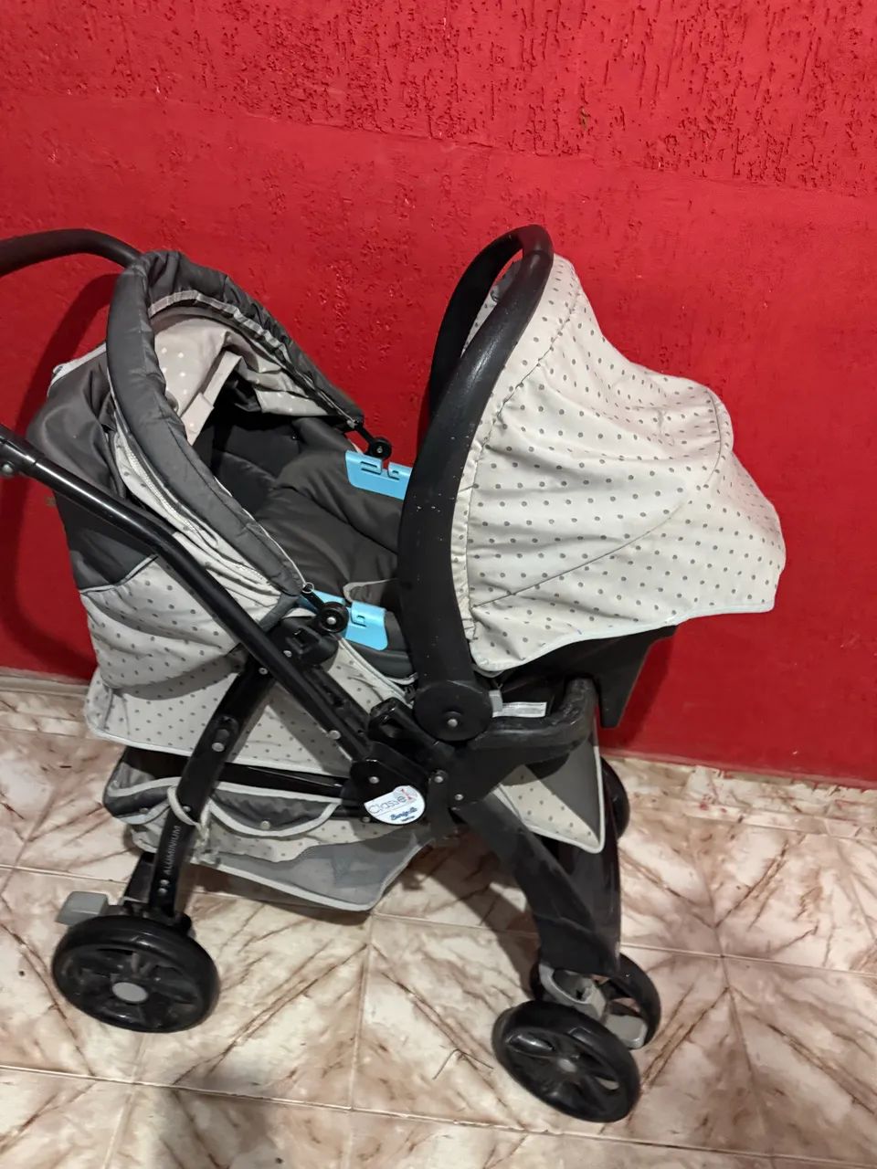 Carrinho com bebê conforto Burigotto - Foto 5