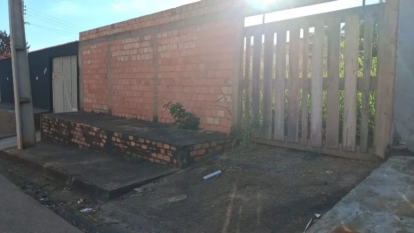 TERRENO BAIRRO NOVA ESPERANÇA RUA ASFALTADA 