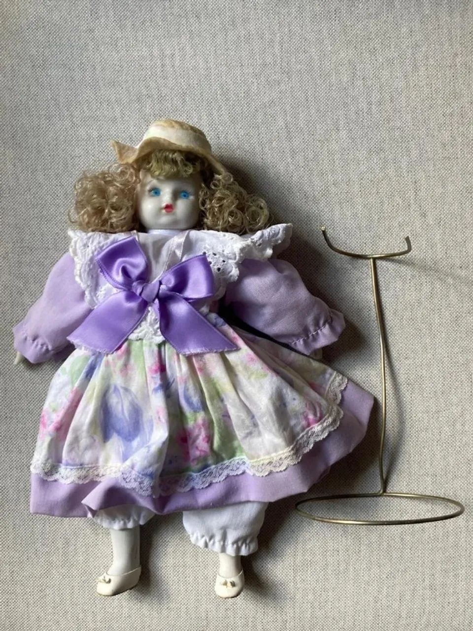 Boneca com braços, pernas e rostinho em louça  - Foto 5