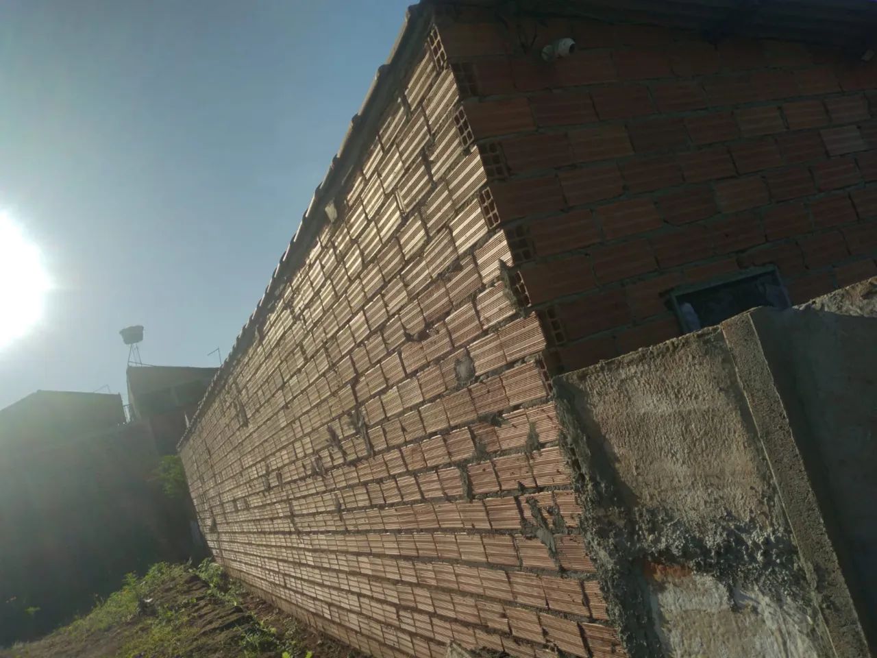 Barracão inacabado, setor Nova Cidade- Neropolis/Go - Foto 4