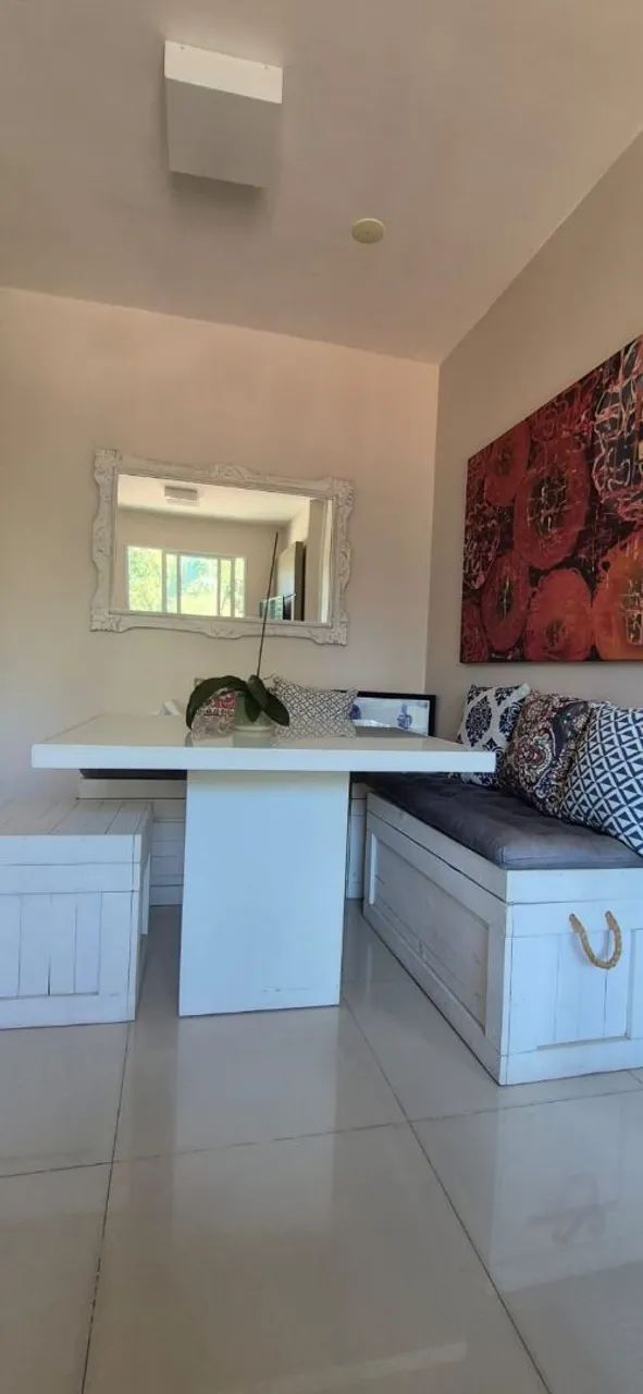 VENDO MESA DE JANTAR - LINDA E MODERNA! - Foto 4