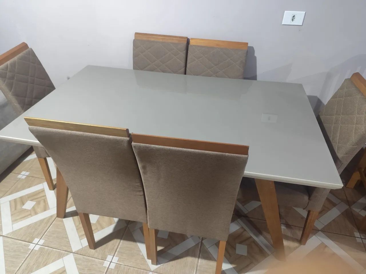 ? MESA DE JANTAR 6 LUGARES - ESTADO DE NOVA ? - Foto 3