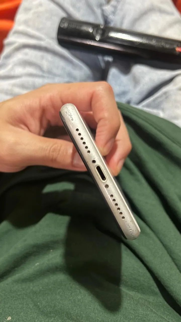 Vendo iPhone XR branco  - Foto 5
