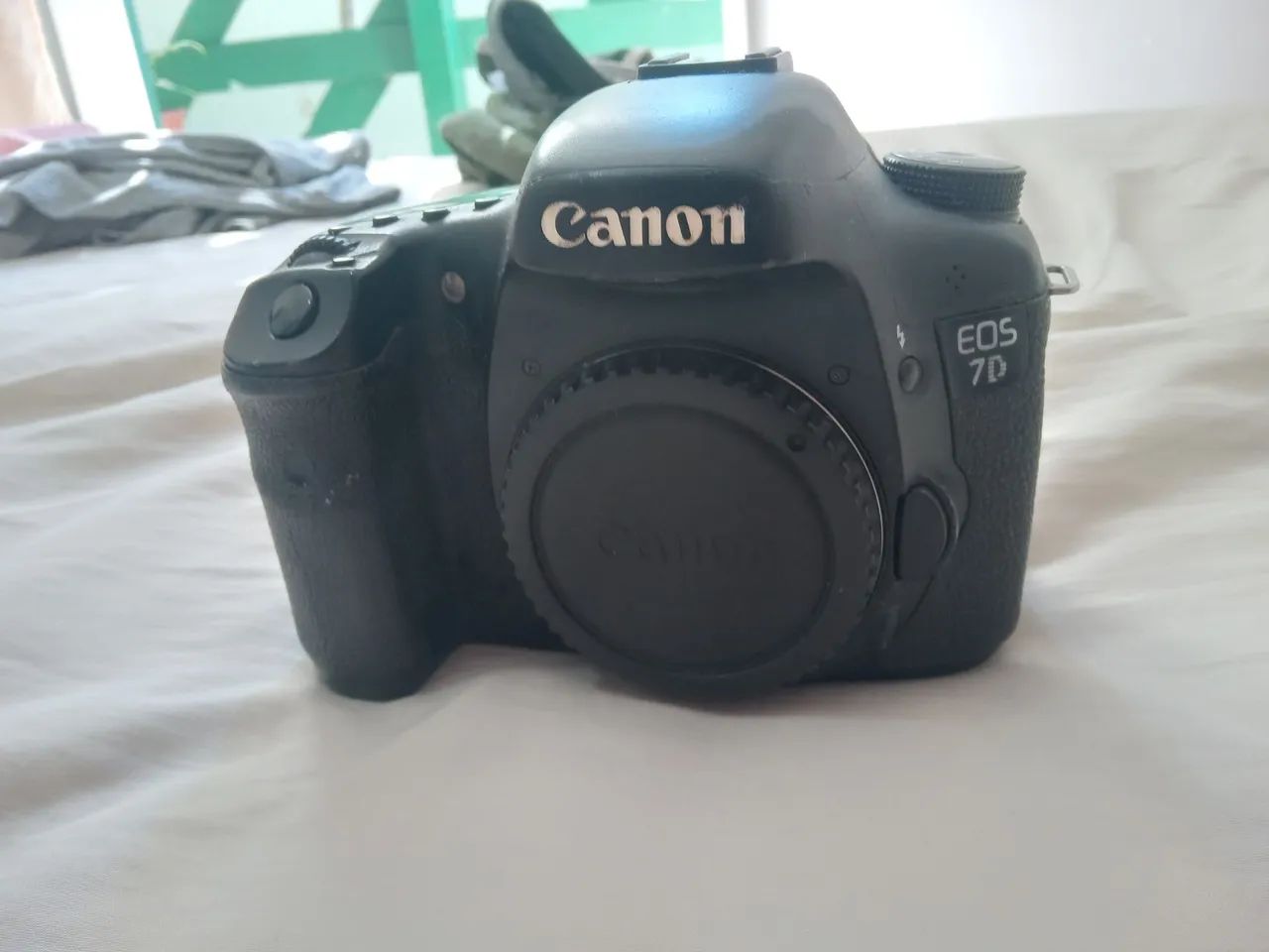 Câmera  7D e 2 Baterias  - Foto 3