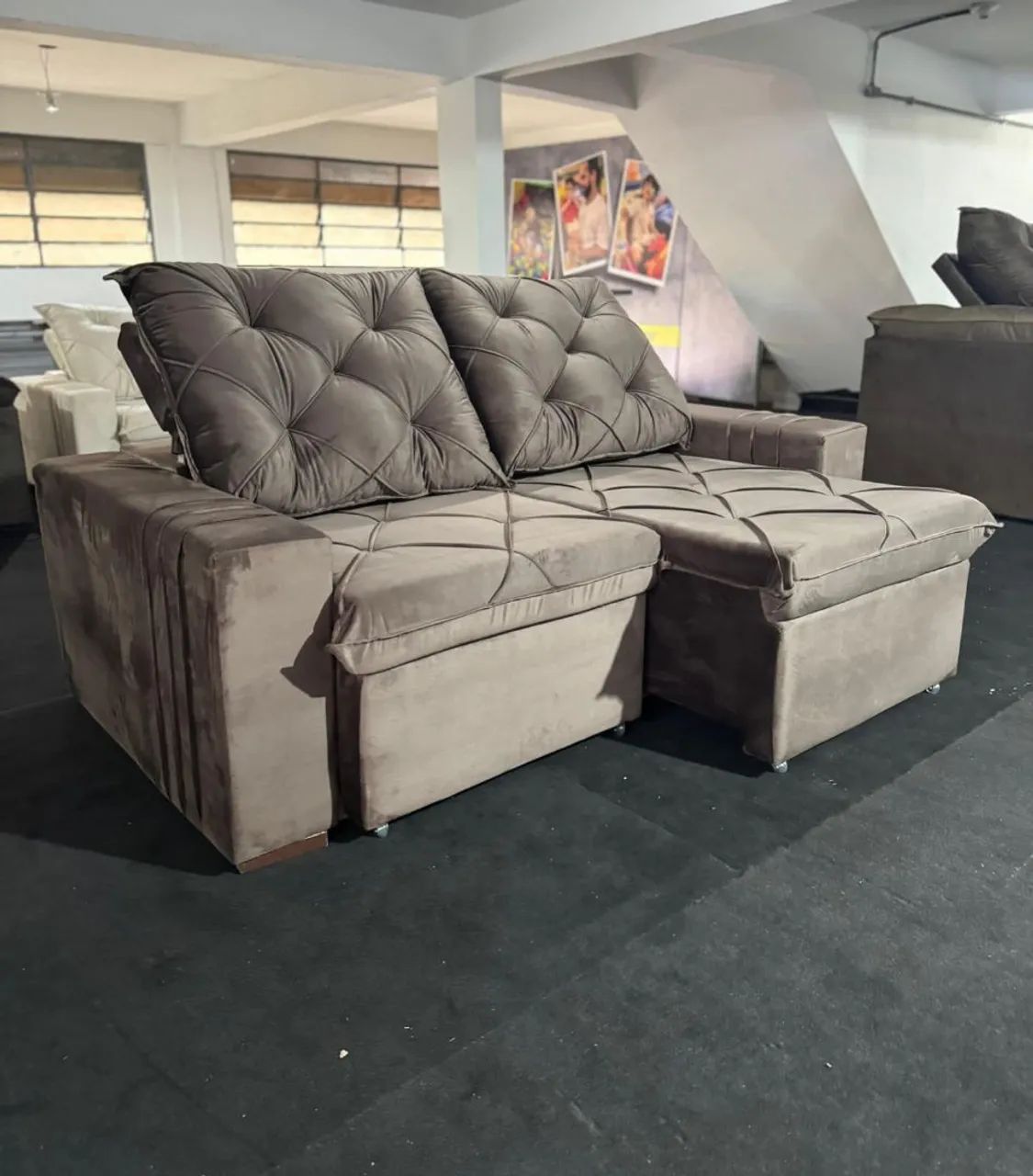 Sofá malta espuma D33 com molas ensacadas 1.80x1.00m