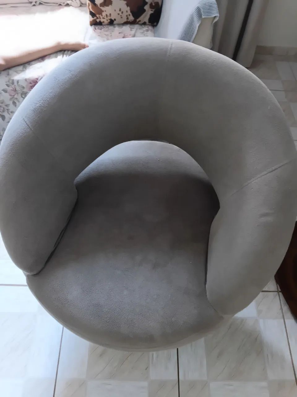 Vendo poltrona giratória 