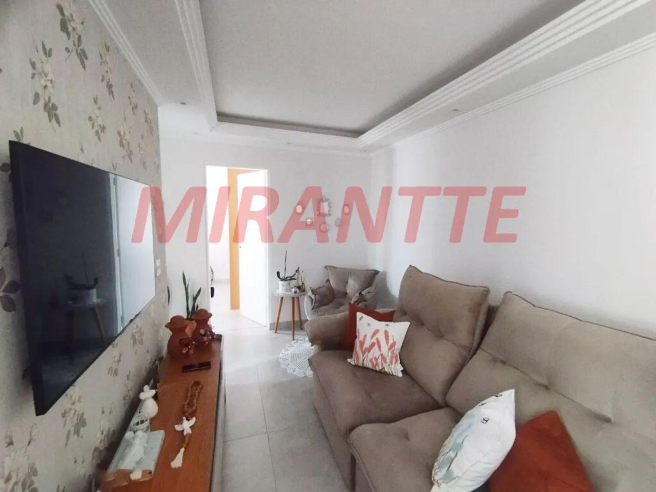 Apartamento de 68m² com 2 quartos em Vila Galvão