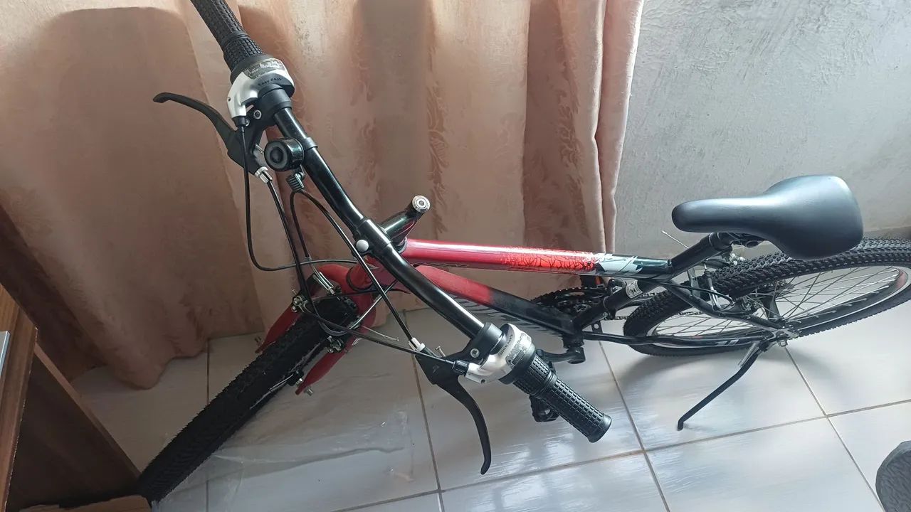 Bicicleta houston aro 24 nunca usada  - Foto 3