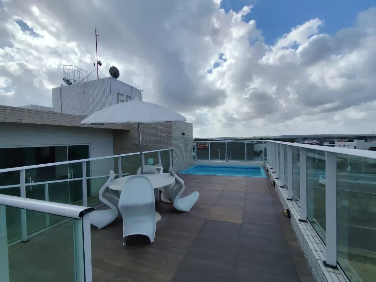Aluga- Apartamento no Aeroclube! - Foto 2