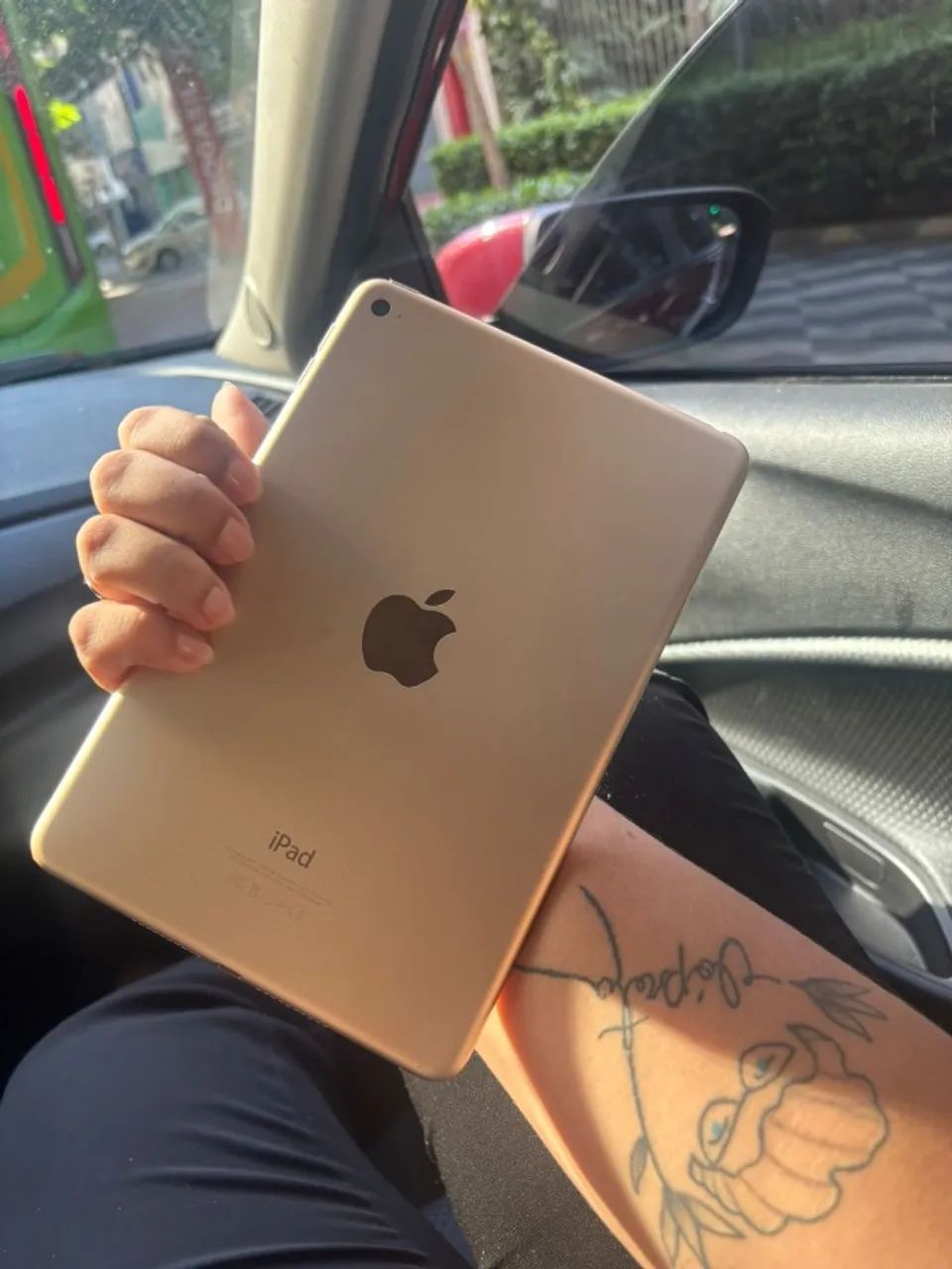 IPAD MINI 4 - GOLD / 128GB - SEMINOVO - Peças de Celular - Chácara