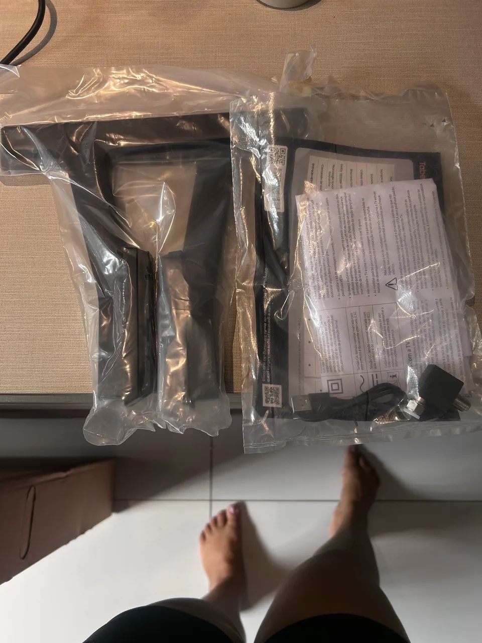 Vendo tv Samsung QLED 55 polegadas ,3 meses de uso nova nova . - Foto 2