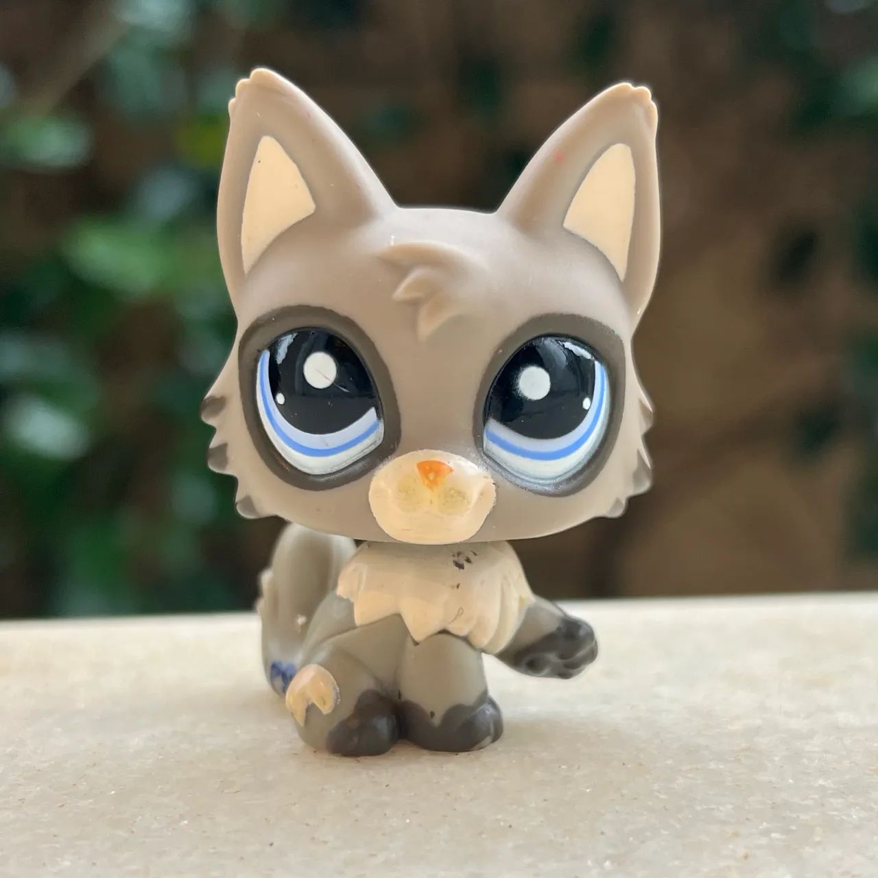 Littlest Pet Shop wolf cat