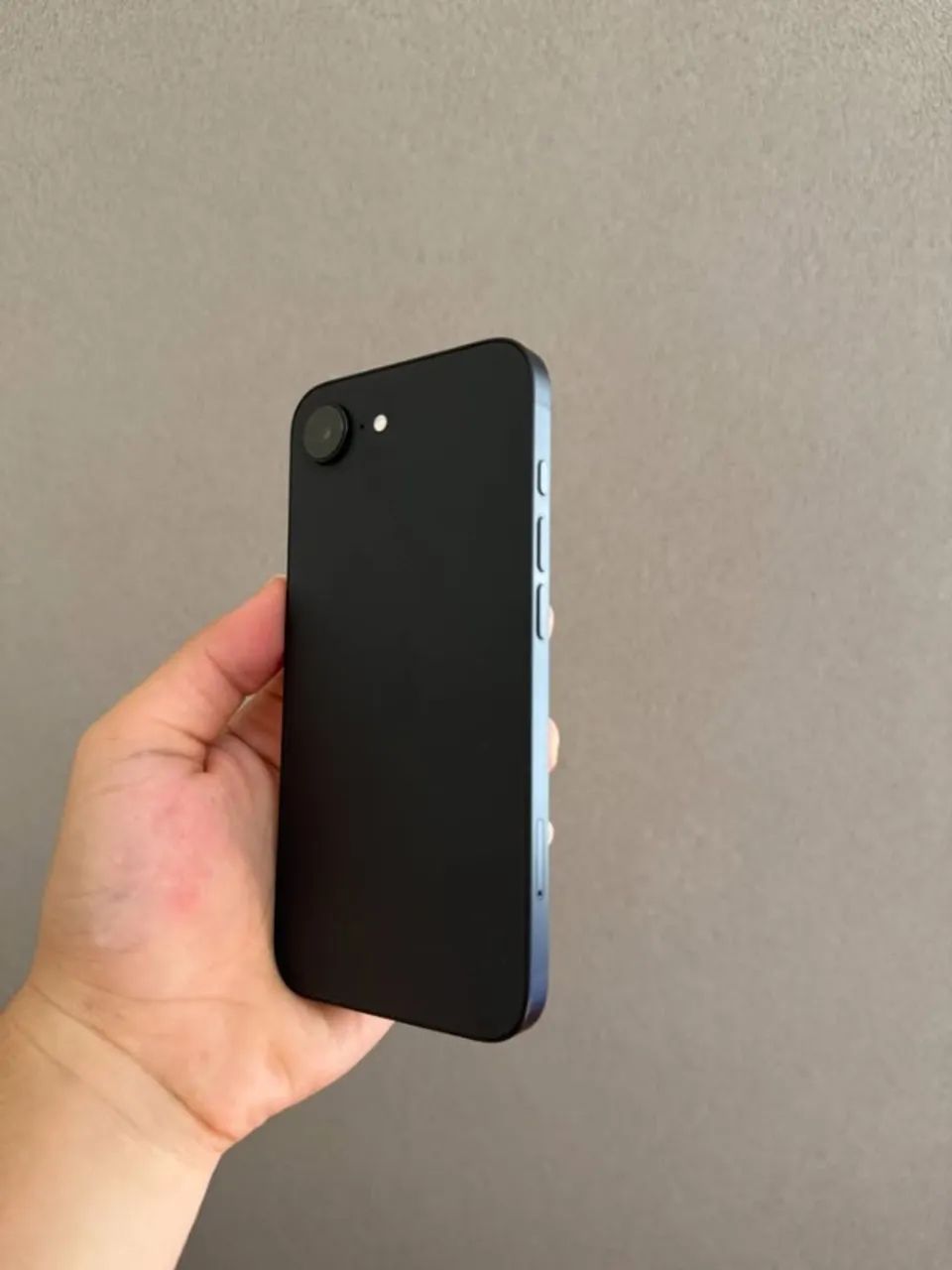 Iphone 16e 128GB - Foto 3