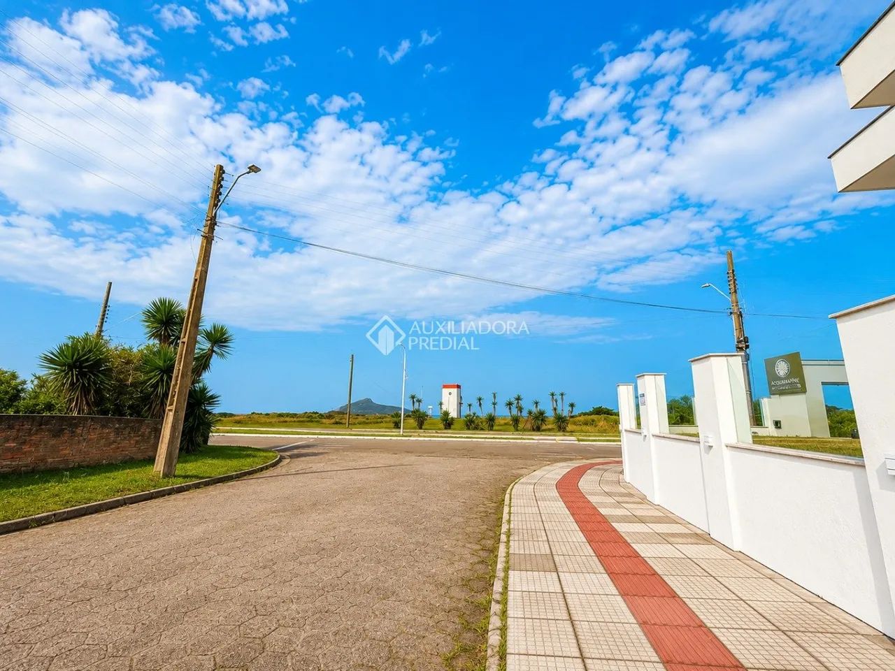 TERRENO A 50 METROS DO MAR COM 643 M² - PRAIA DA VILA, IMBITUBA/SC - Foto 5