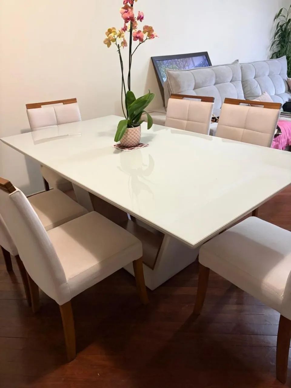 VENDO ELEGANTE MESA 6 CADEIRAS - Foto 2