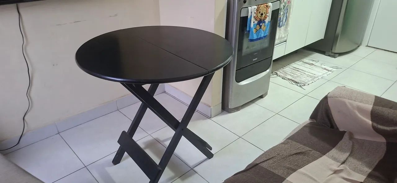 Mesa Retrátil Madeira forte - Foto 2