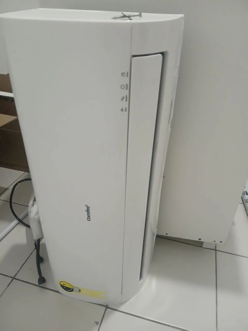 Ar-condicionado Split Comfee 12.000 BTUs 