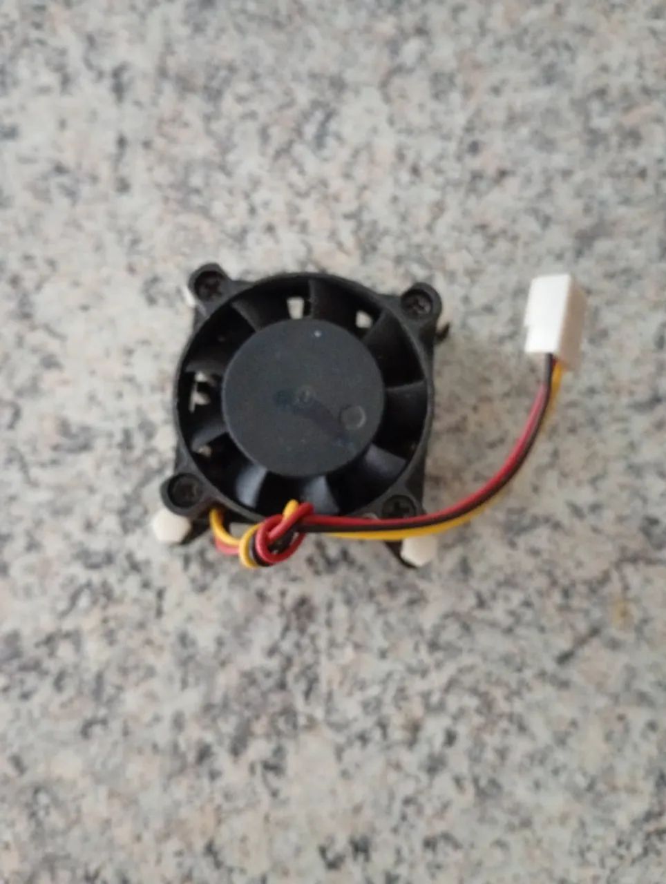 Cooler ventilador 12v 40x40X20com plug para placa. - Foto 5