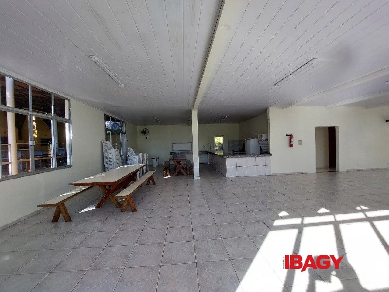 Excelente Apartamento 2 dormitório(s) em Abraão - Florianópolis - Foto 5