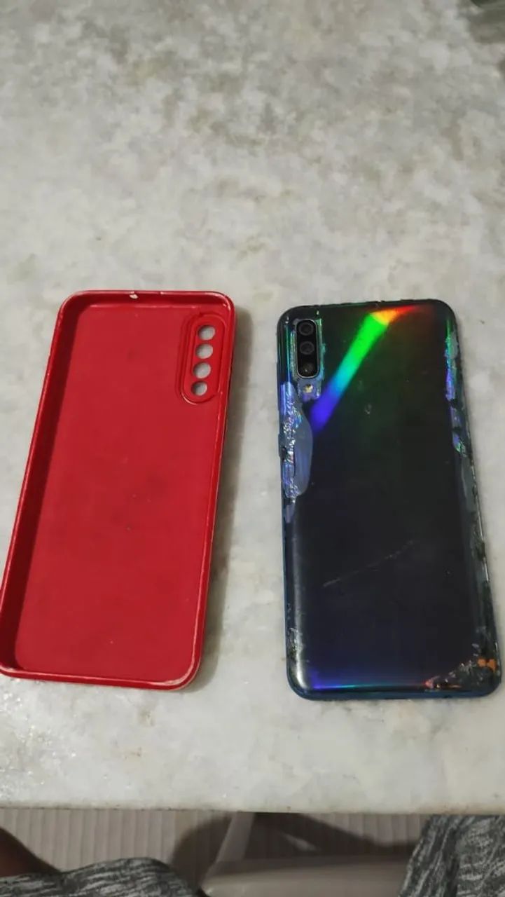 Celular Samsung A50 64gb  - Foto 2