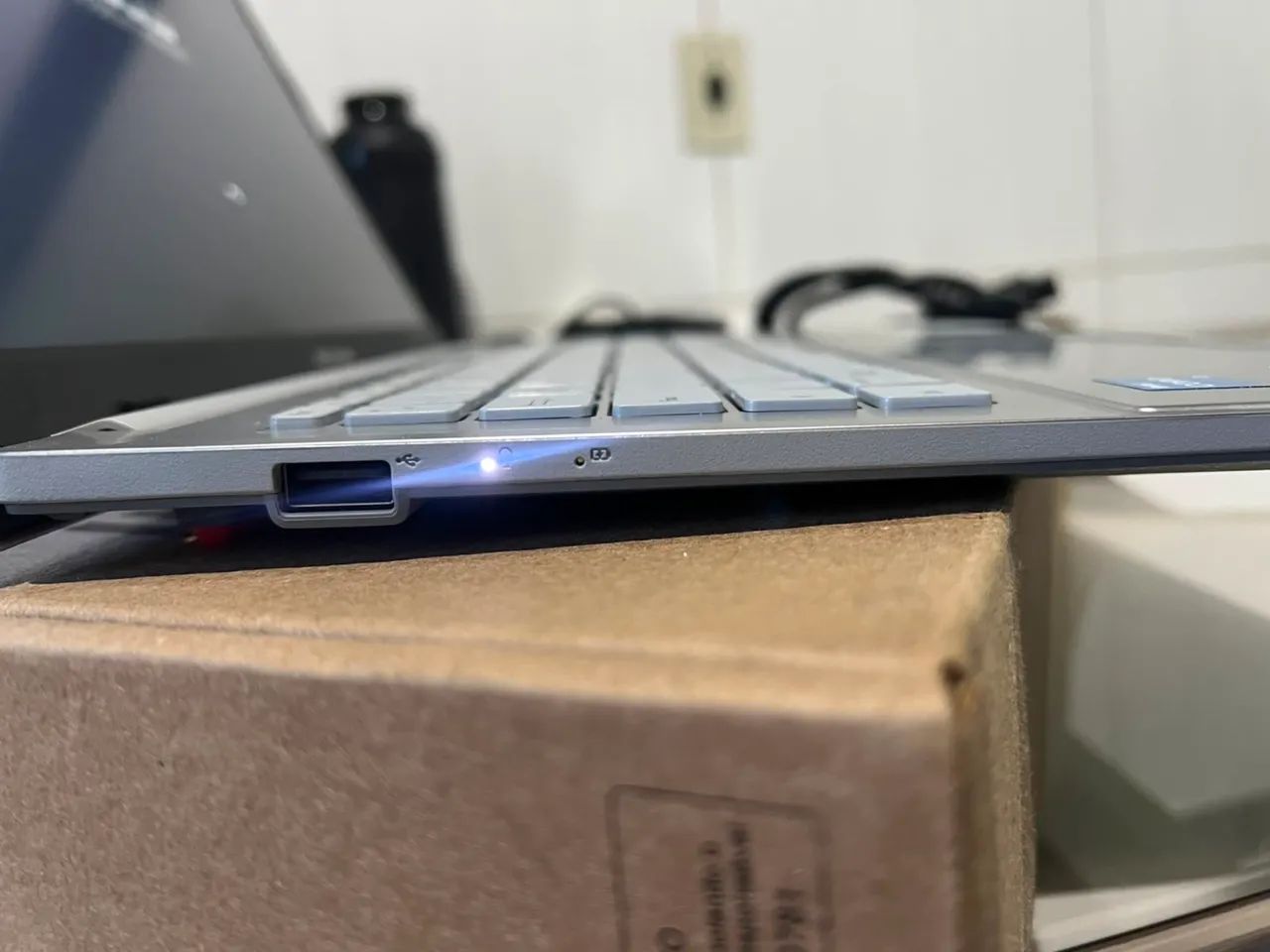 Notebook ASUS VIVOBOOK - Foto 4