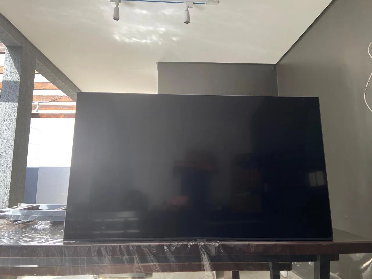 TV Samsung 55 polegadas - tela trincada