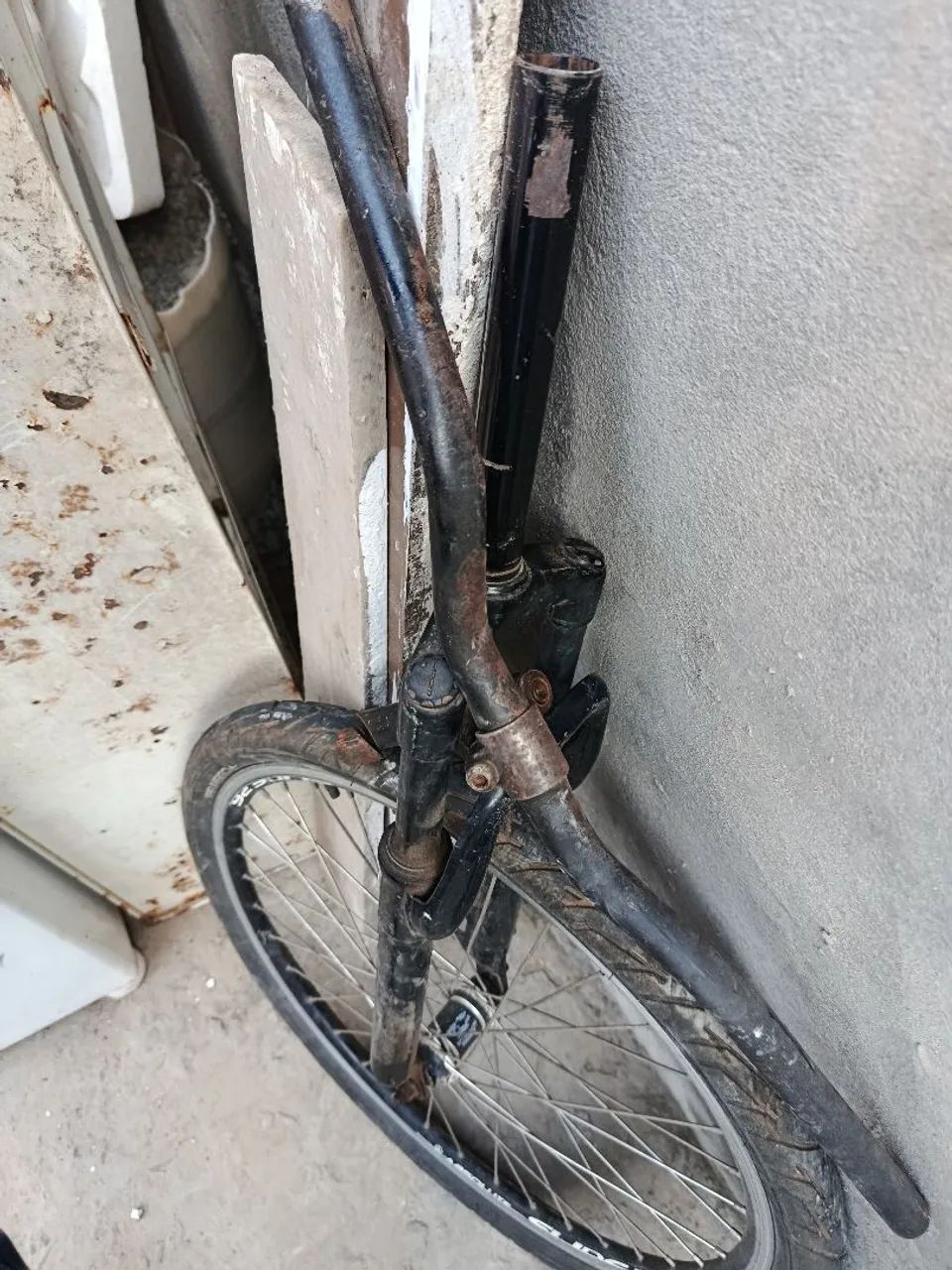 Bicicleta aro 26 com pneu e amortecedor  - Foto 3