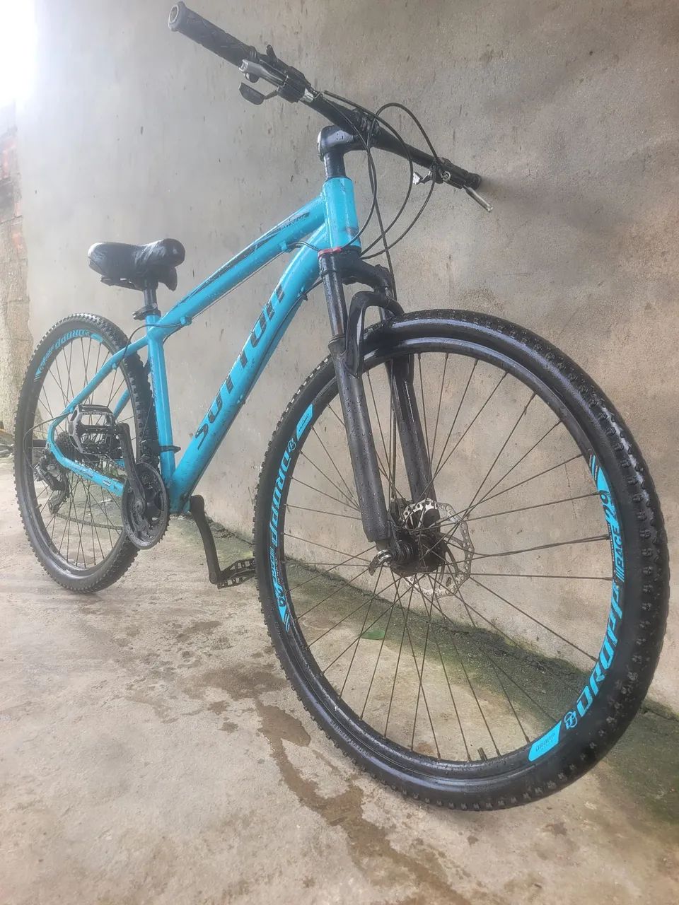 bicicleta sutton aro 29 azul - Foto 3