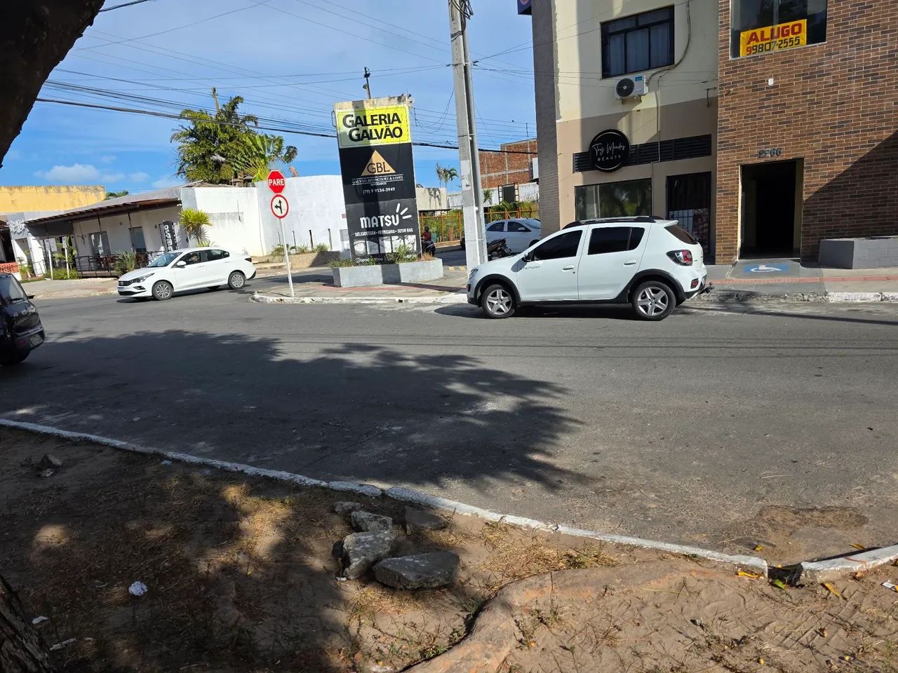 Sala ampla na Av. Mario Jorge - Foto 2