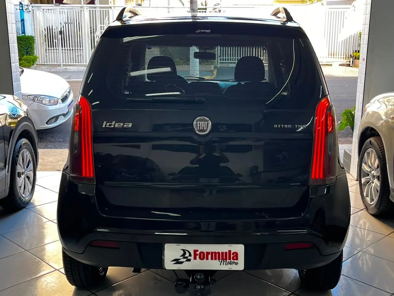 Fiat Idea Attractive 1.4 Fire Flex 8V 5P 2012 - Foto 3