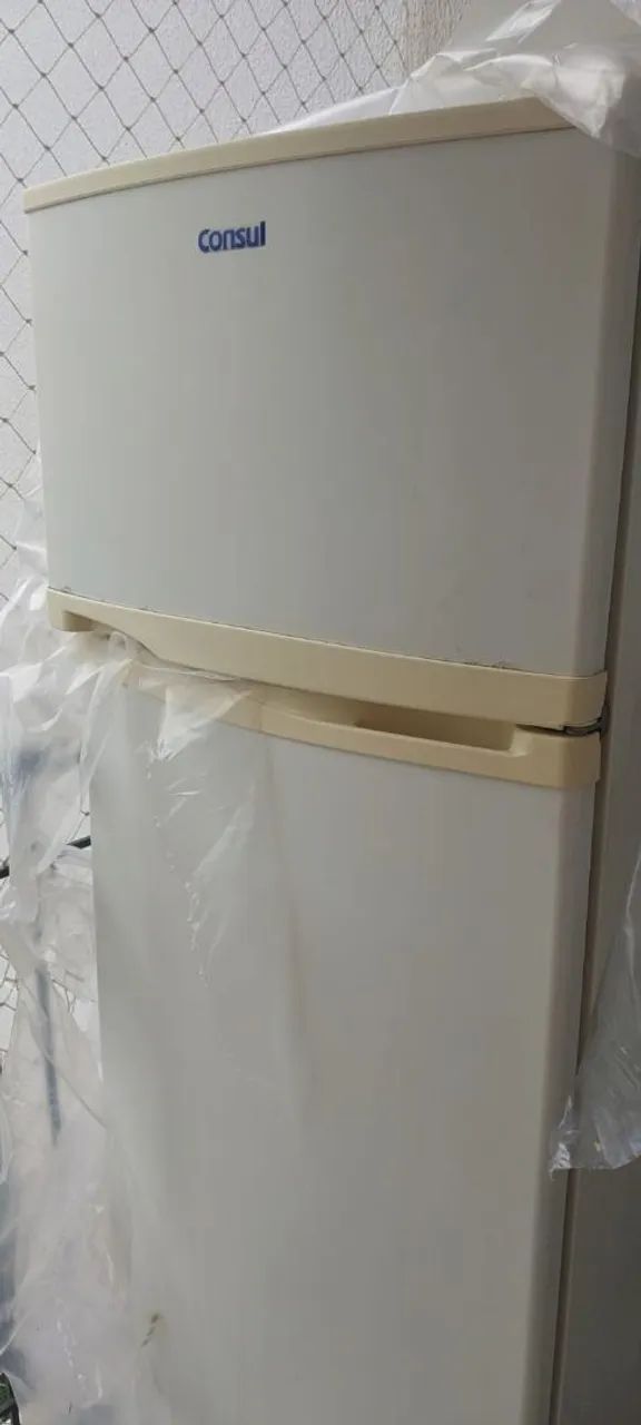 Vende- se uma Geladeira  - Foto 2