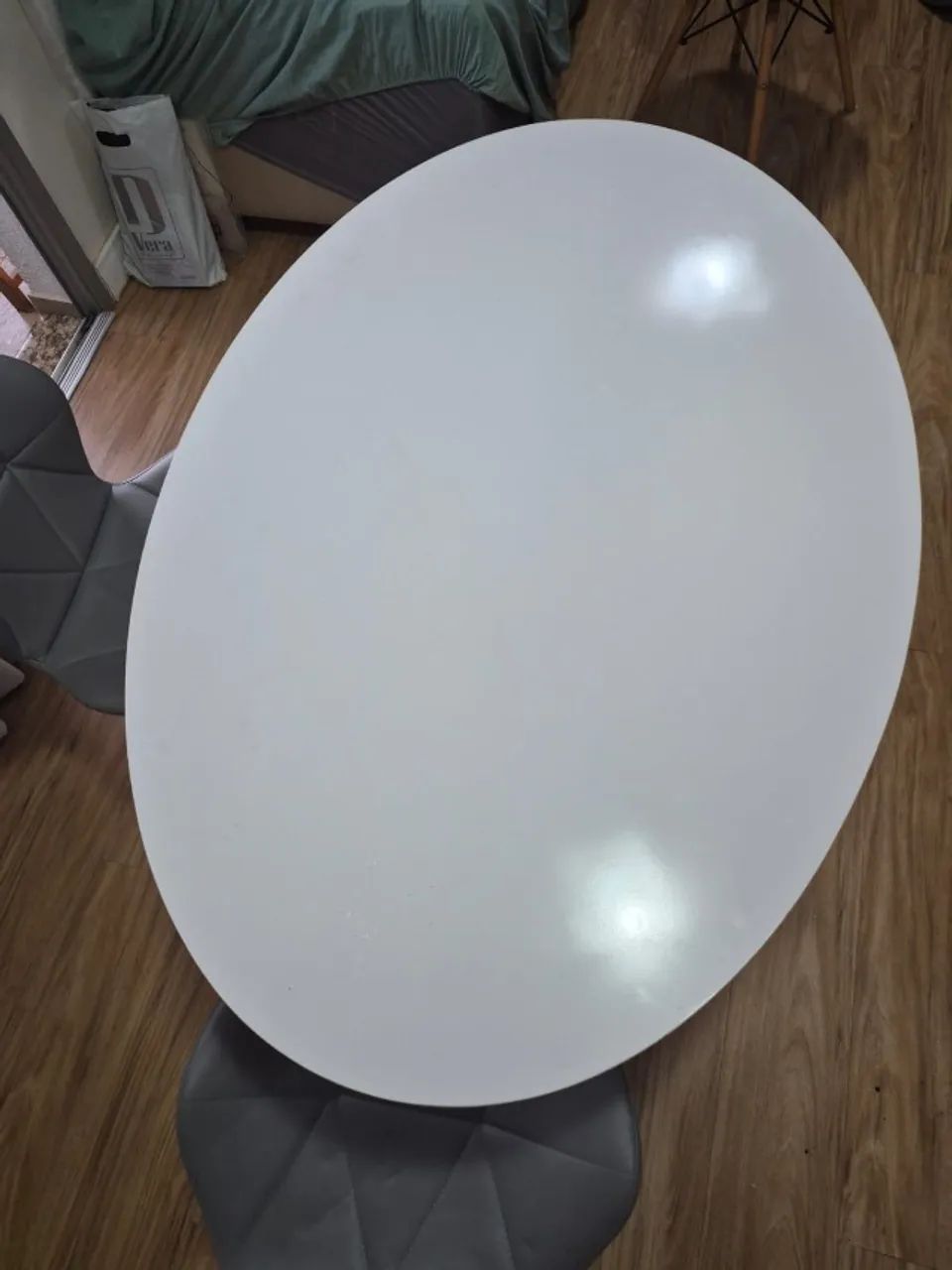 Mesa de jantar Oval com cadeiras - setor negrão de lima  - Foto 2