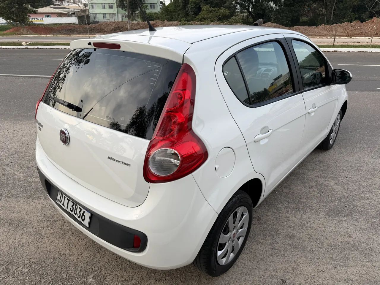 Fiat Palio Attractive 1.0 EVO Fire Flex 8V 5P 2017 - Foto 4