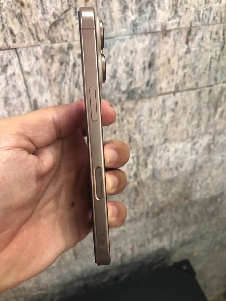 iPhone 16 pro 128 Gb titânio Deserto  - Foto 4