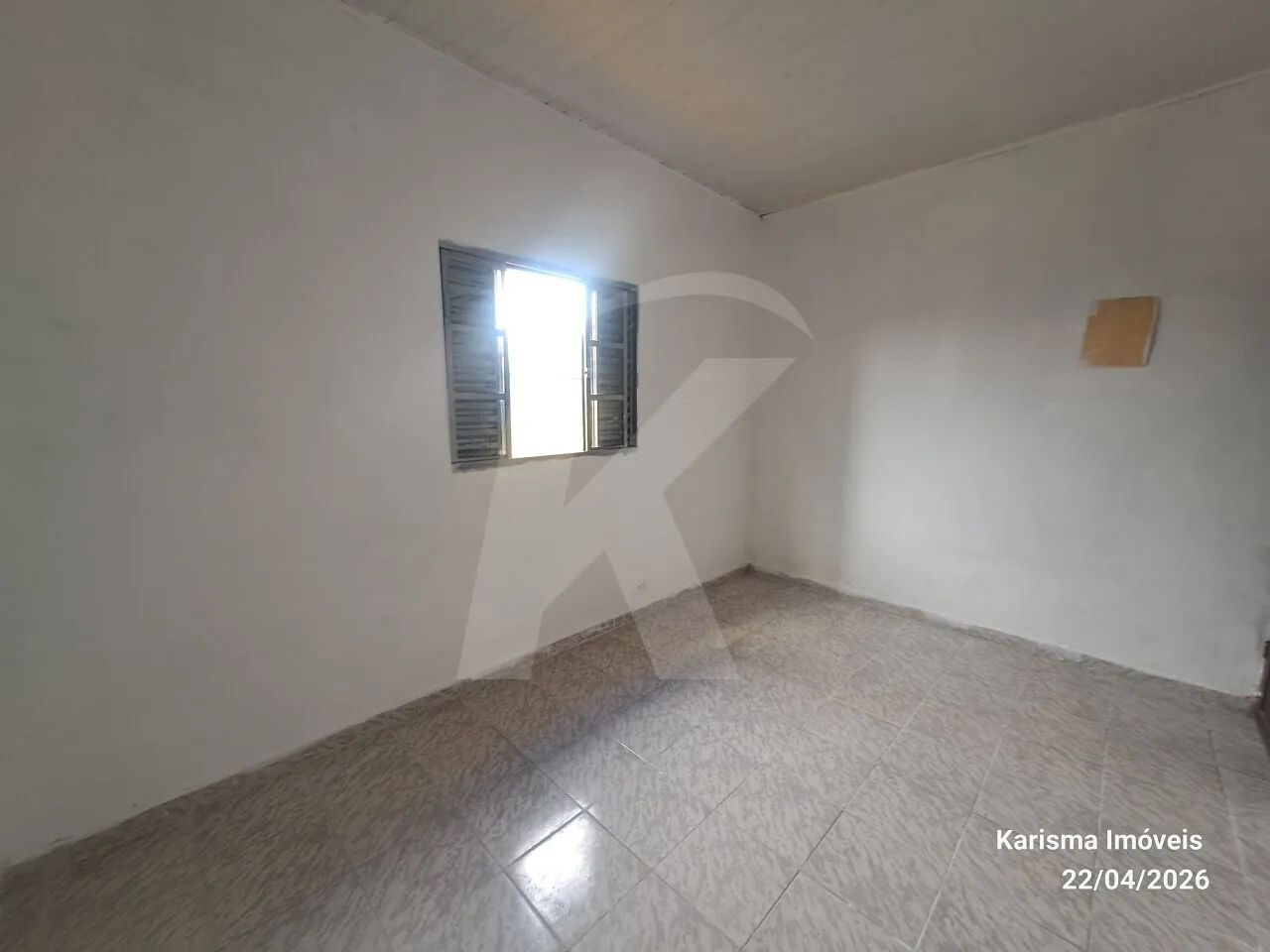 Casa com 1 quarto, sala, cozinha e banheiro próximo ao metrô. - Foto 2