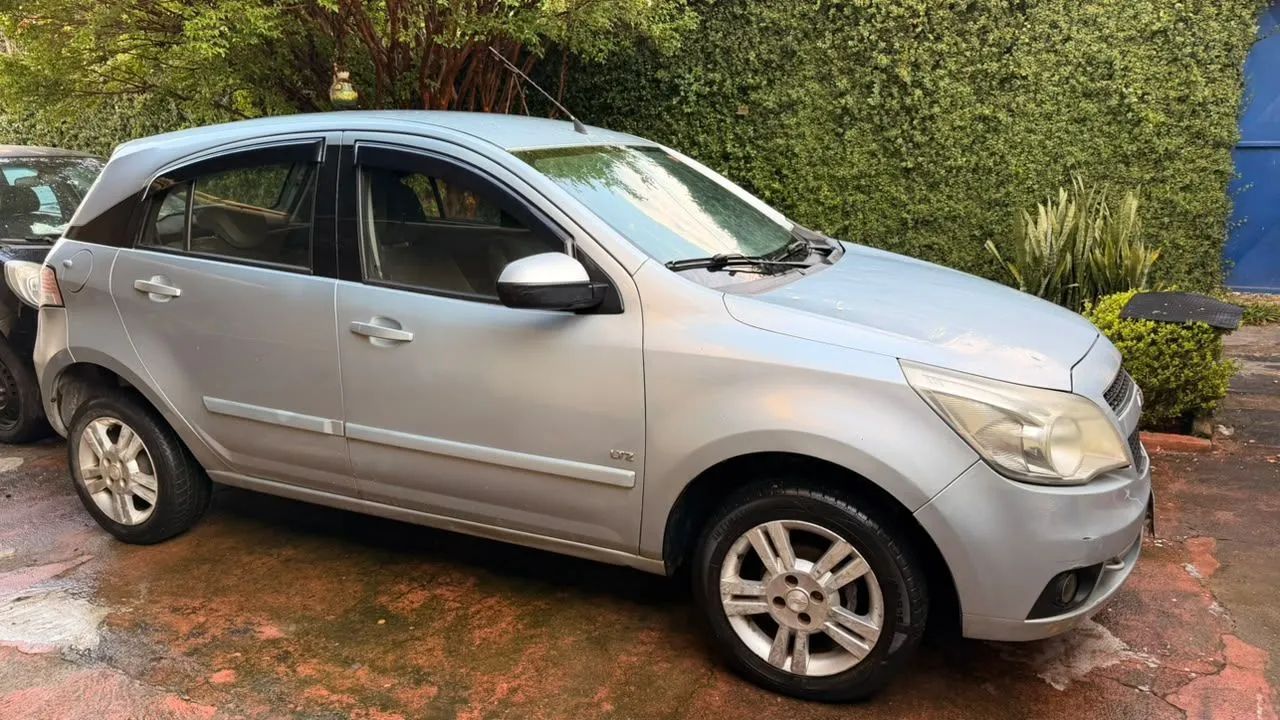 Chevrolet Agile AGILE LTZ 1.4 MPFI 8V FlexPower 5p 2011