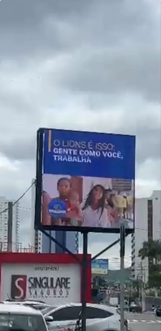 Painel de LED 2x2m P4 - Foto 2