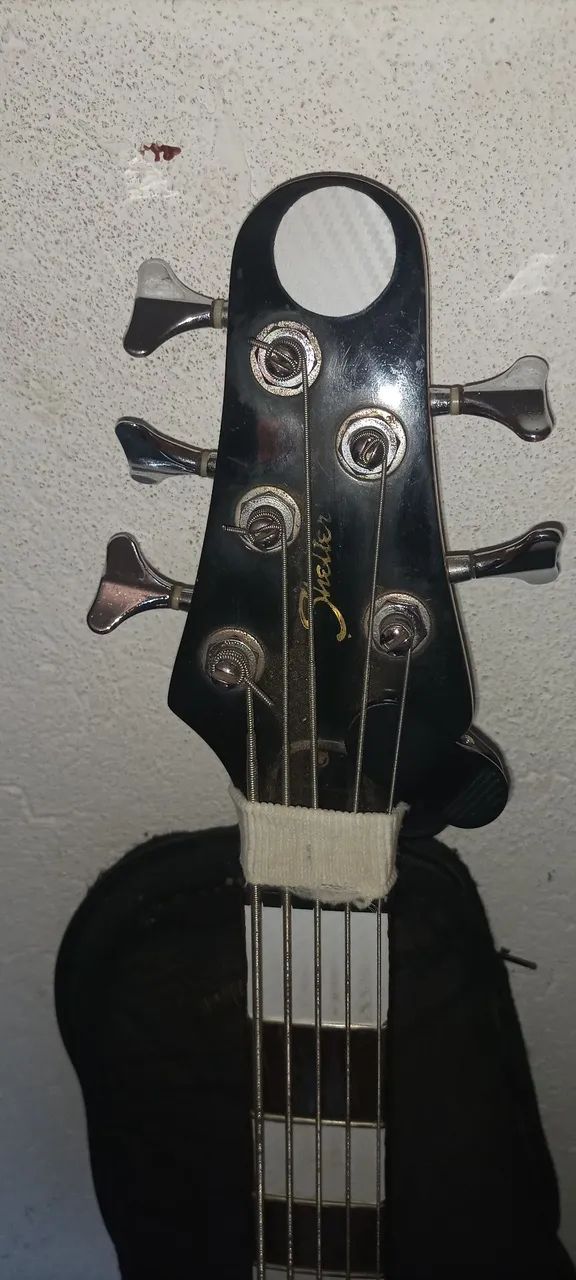 Contrabaixo - Foto 3