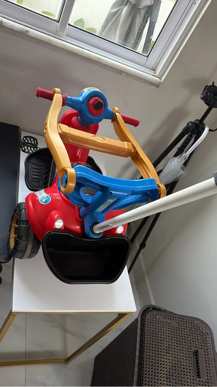 Carrinho andajar 