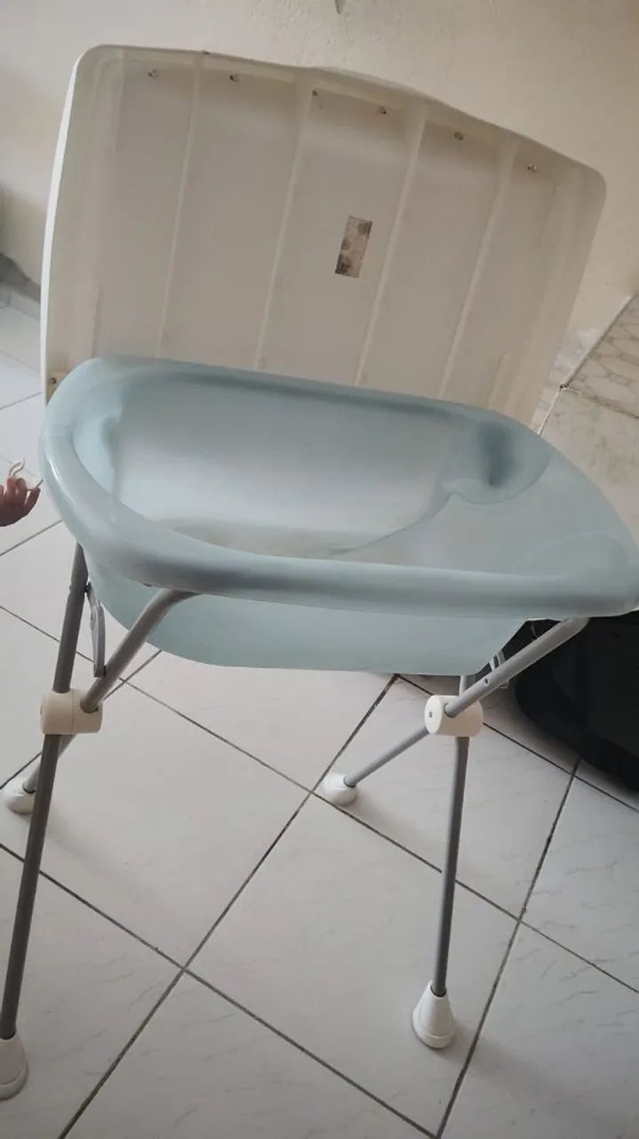 VENDO BANHEIRA COM TROCADOR  - Foto 2