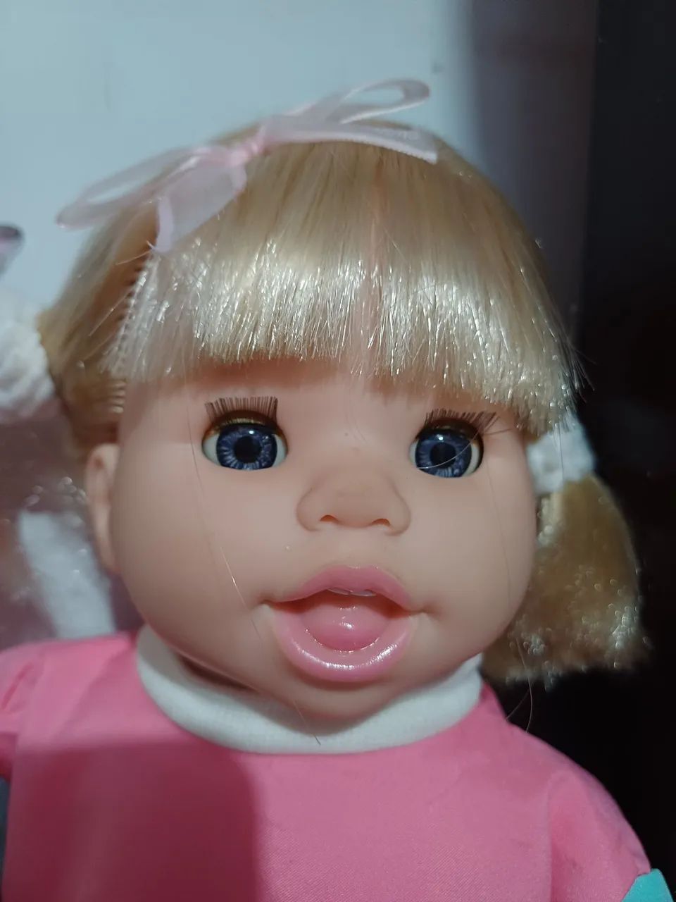 Boneca linda de 35 cms , precinho de desapego de minha coleção  - Foto 2
