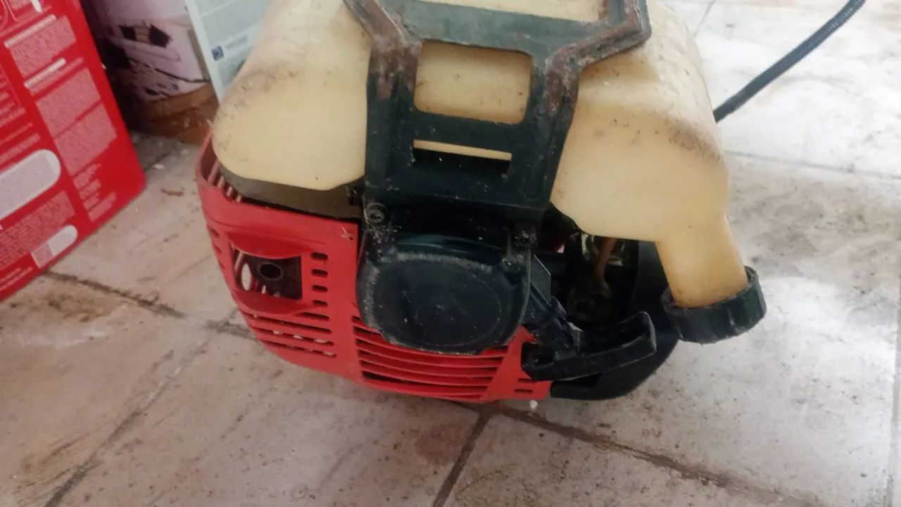 roçadeira stihl fs 80 - Foto 5