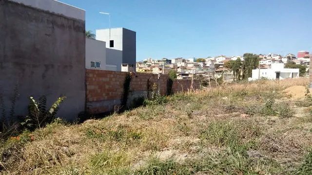 Lote plano de no meio do condominio - Foto 3
