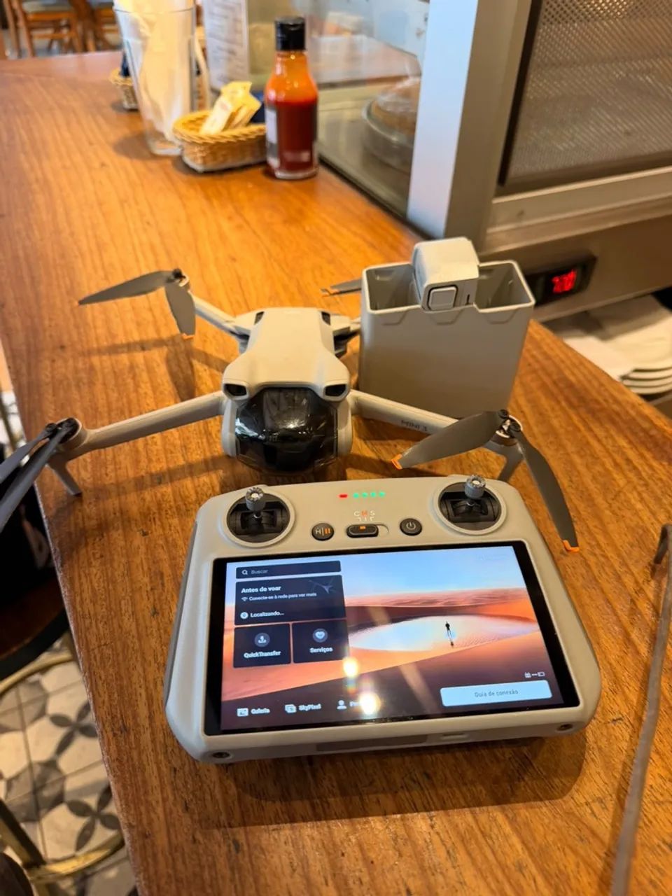 Drone mini 3 controle com tela  - Foto 2