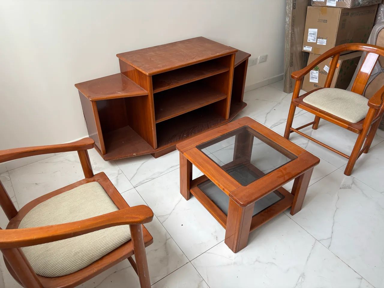 Conjunto de rack, cadeira e centro  - Foto 3