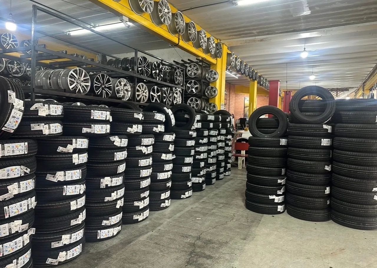 Roda 18 BMW COM PNEUS DUNLOP  - Foto 4