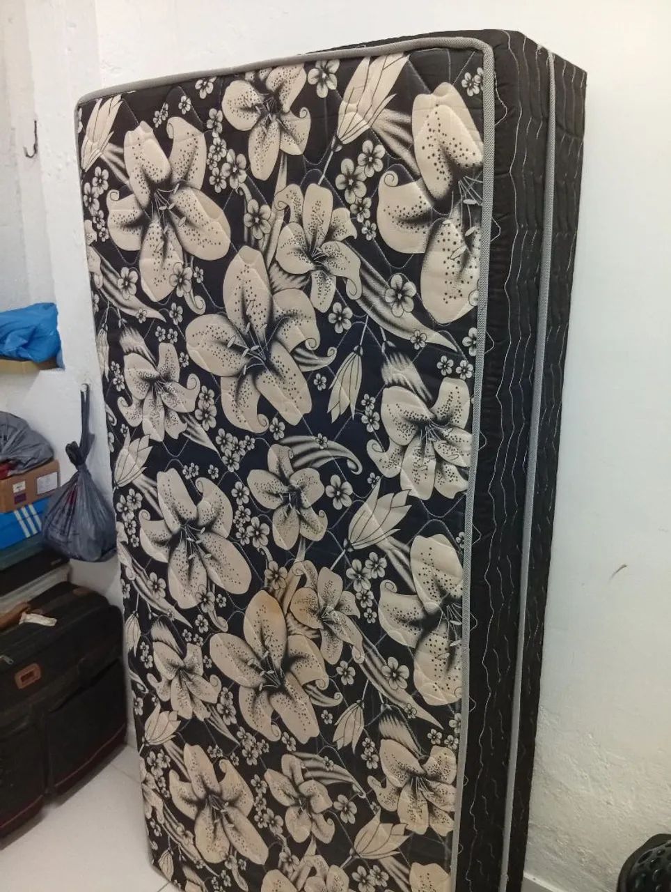 CAMA BOX SOLTEIRO R$100,00 - Foto 2